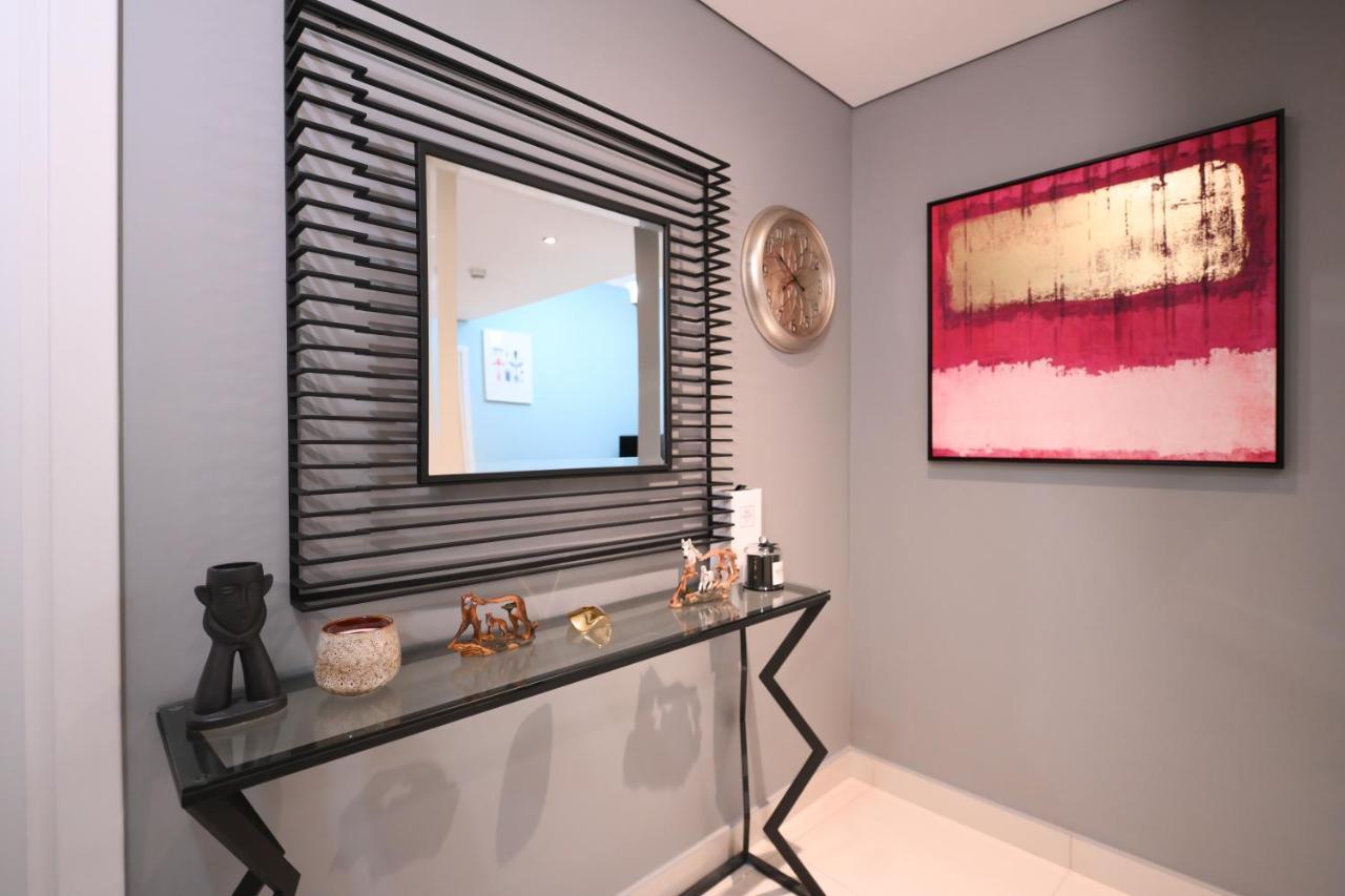 Trinity Holiday Homes - Discover The True Definition Of Luxury At 2Br In Dubai Marina Exterior photo
